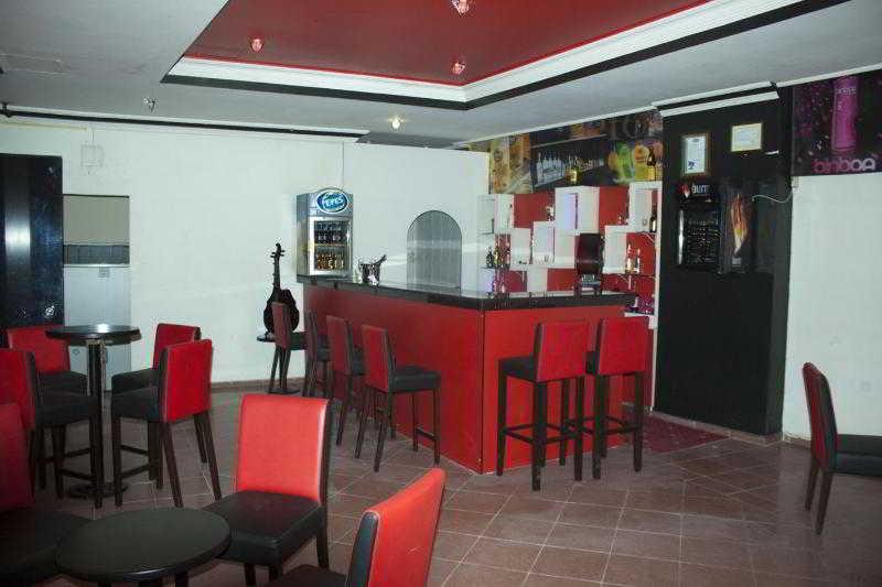 Aktas Hotel Mersin  Buitenkant foto