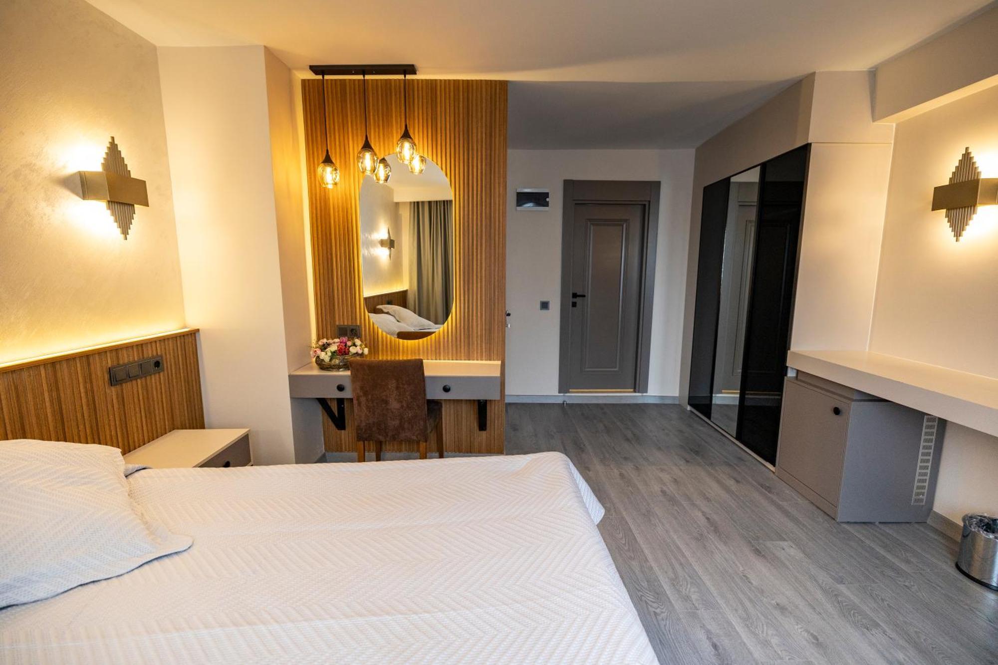 Aktas Hotel Mersin  Buitenkant foto