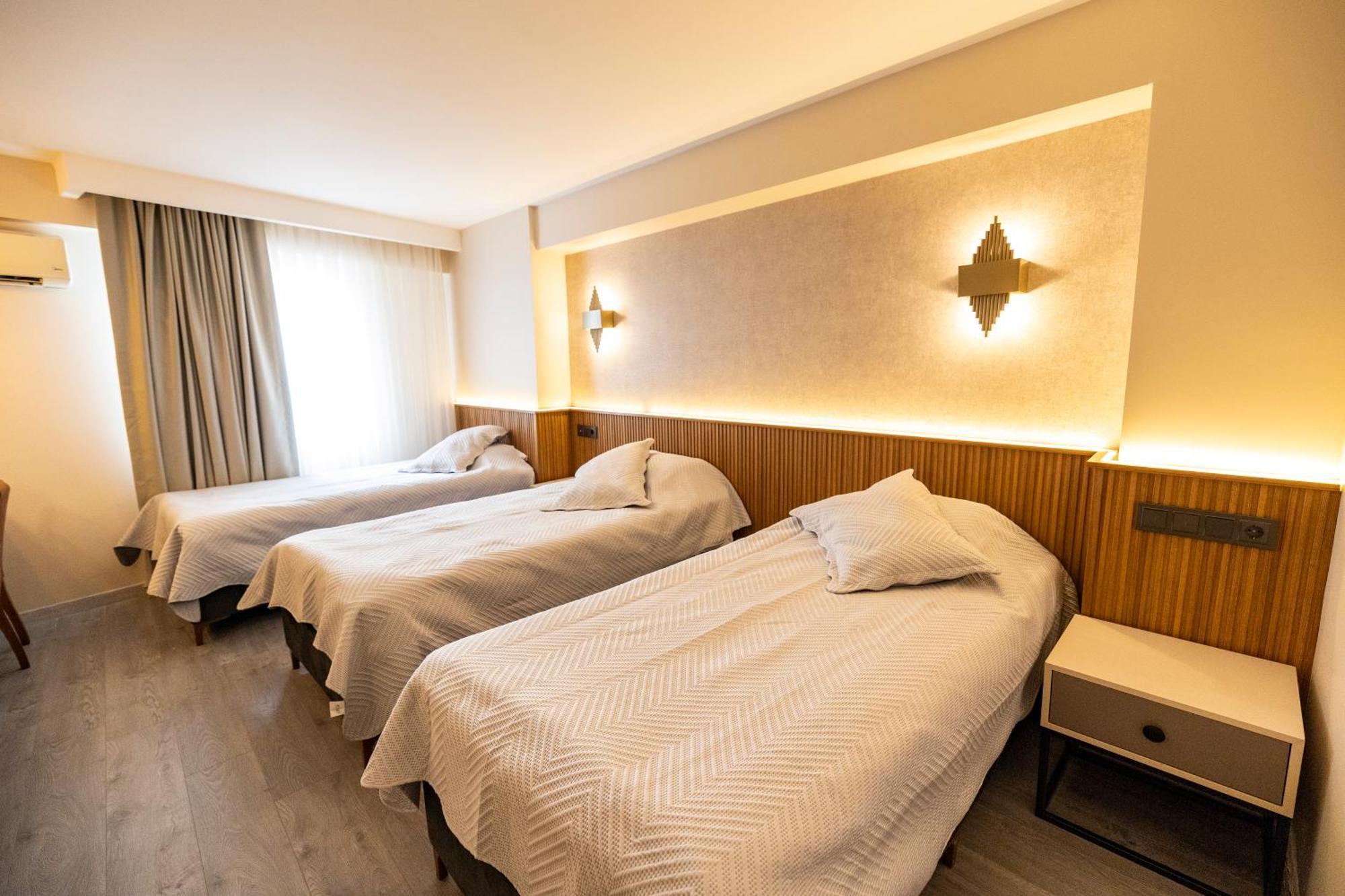 Aktas Hotel Mersin  Buitenkant foto