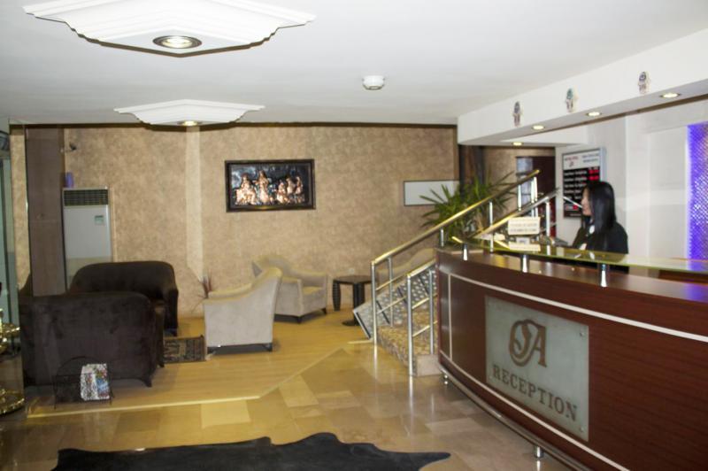 Aktas Hotel Mersin  Buitenkant foto
