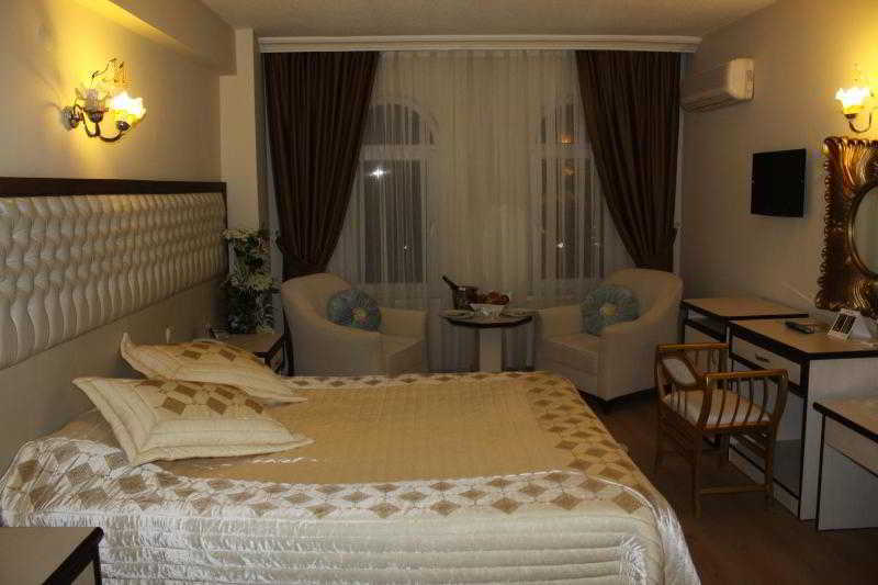 Aktas Hotel Mersin  Buitenkant foto