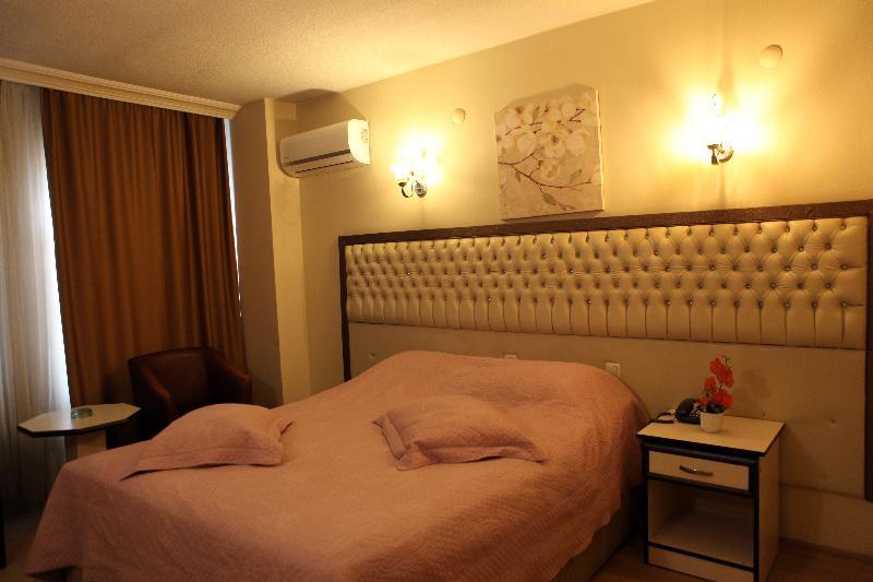 Aktas Hotel Mersin  Buitenkant foto
